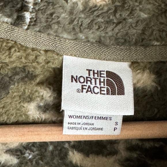 The North Face Camo Sherpa Fleece - Picture 3 of 3